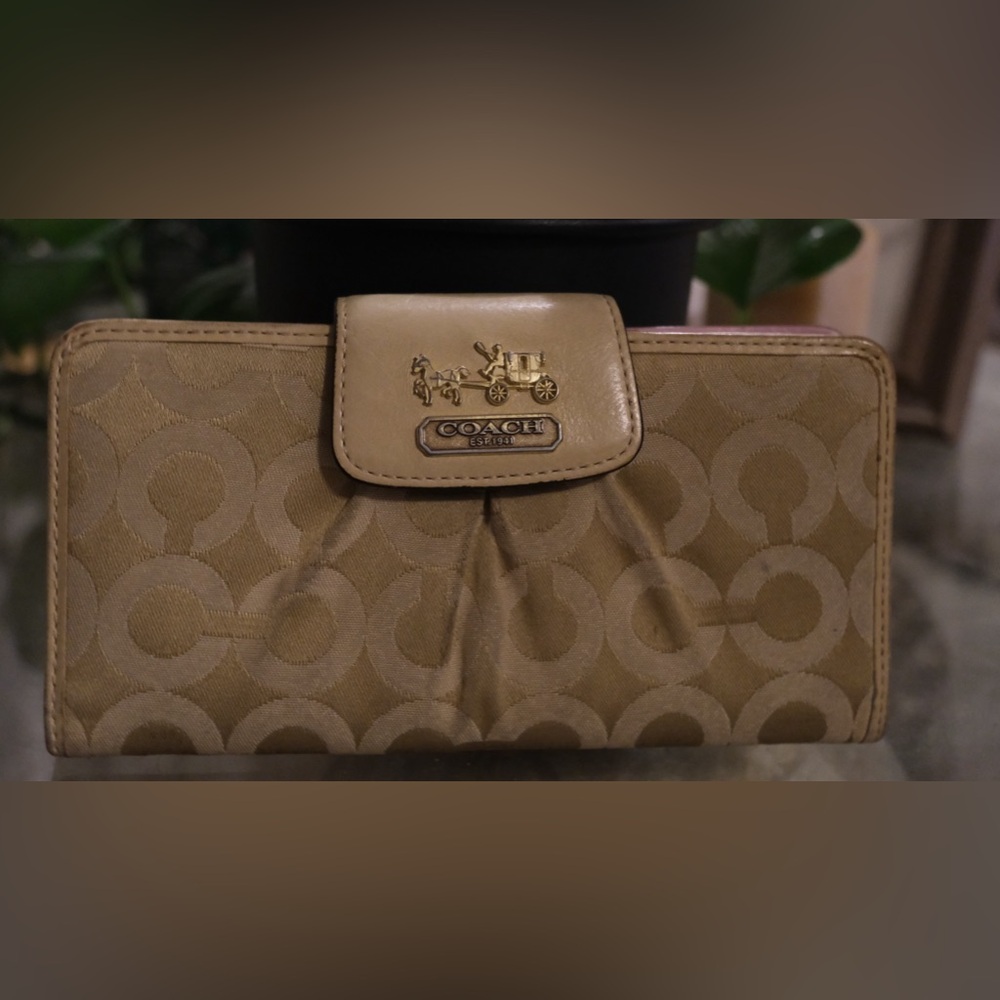 Coach signature canvas wallet